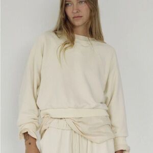 Boheme Raglan Size Small NWT